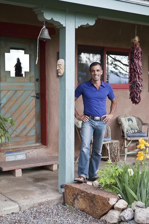 Casa Gallina - An Artisan Inn Taos Exterior photo