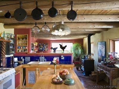 Casa Gallina - An Artisan Inn Taos Interior photo